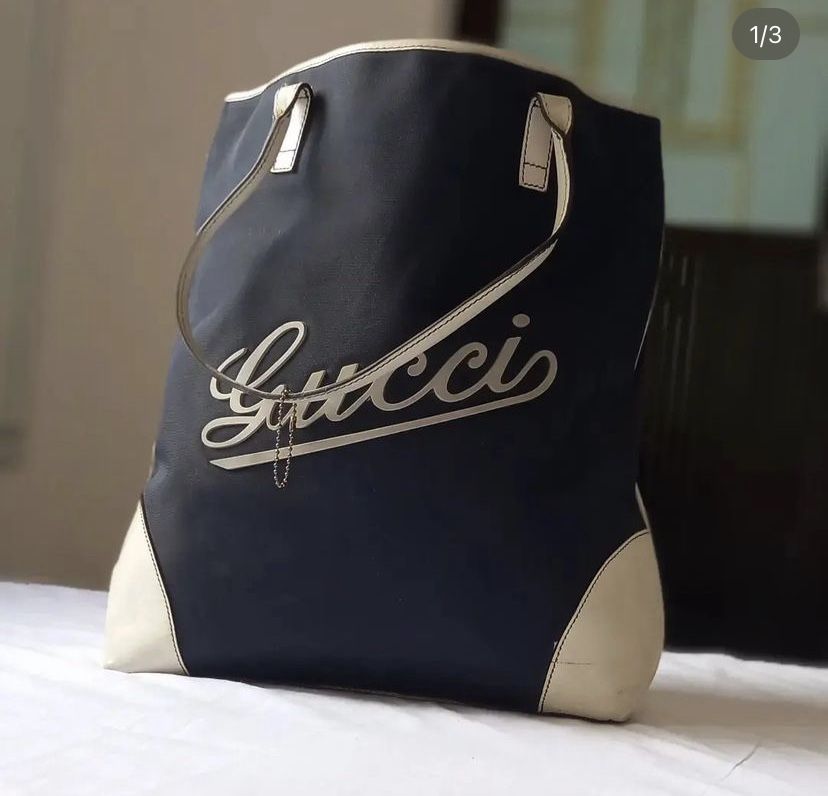 Pre Owned Gucci Script Logo Nylon Tote White Blue Cream Navy Blue