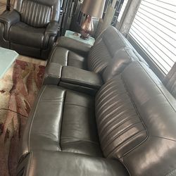 100% beautiful leather electrical couch and chair