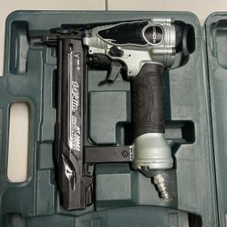 hitachi brad nailer