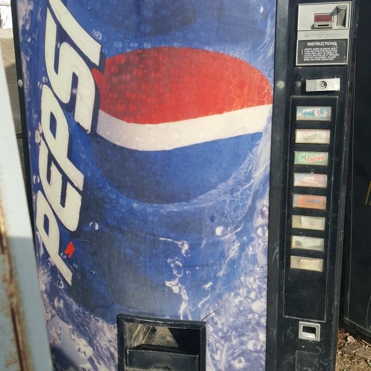 How A Soda Machine Works Dixie Narco Vending Machine