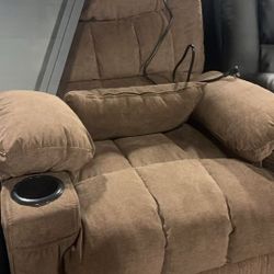 Extra Wide Seat Recliner Chairs 