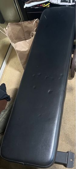 Flat weight bench