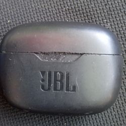 JBL Bluetooth Speaker Charging Box No Earbuds