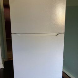 Insignia Fridge 