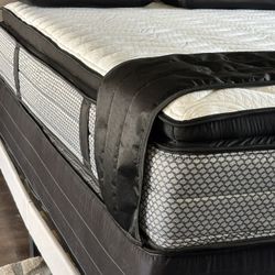 Brand New Queen Size 12.5 Inch Pillow Top Mattress Only/Fast Delivery