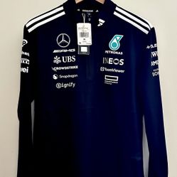 2025 Men’s Mercedes AMG F1 Team Quarter Zip