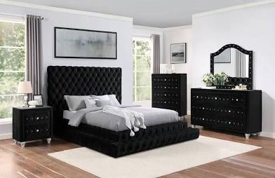 Brand New Elegant Stefania Queen Bed Set