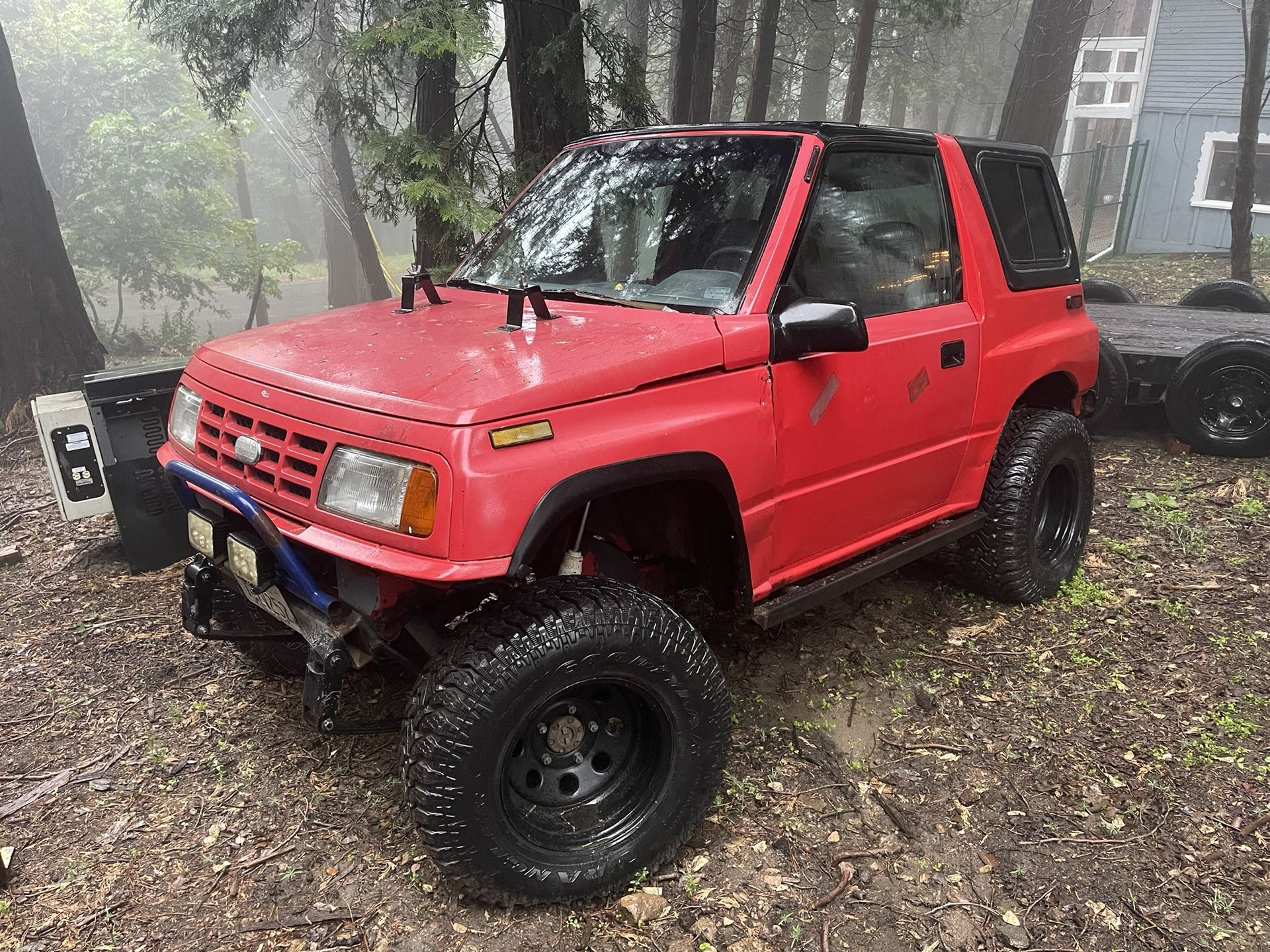 Geo Tracker Rock Crawler