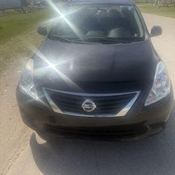 2012 Nissan VERSA