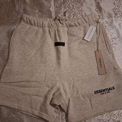 Essentials Short Size S,m