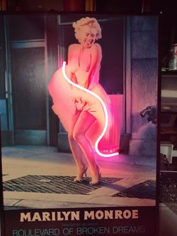 Marilyn Monroe Neon Light Poster