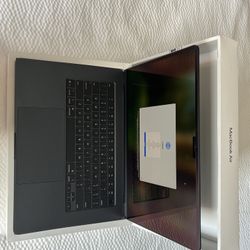 Mac Book AIR 15inches New 