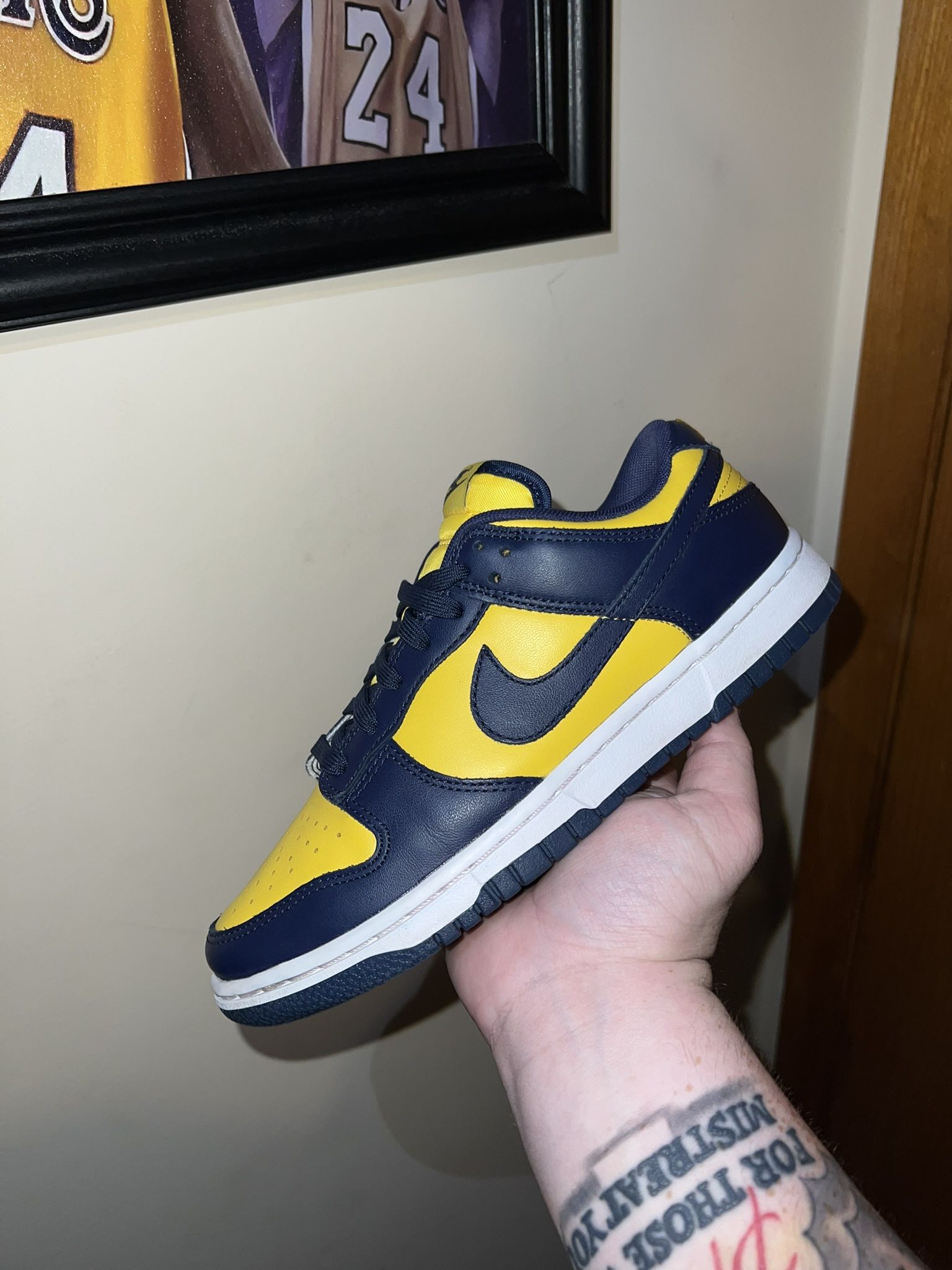 Nike dunk low Michigan 