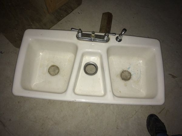 Old Fashion Kohler Kitchen Sink Porcelain Coated In Great Condition For Sale In Martinsville In Offerup
