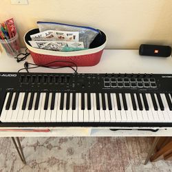 M- Audio Keyboard