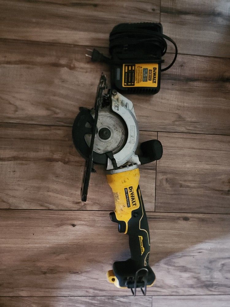atomic dewalt circular saw