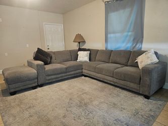 Gray L-shaped Sectional Sofa with Storage Ottoman
