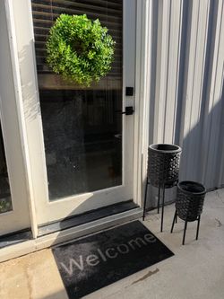 Black Round Resin Rattan Planter with Stand