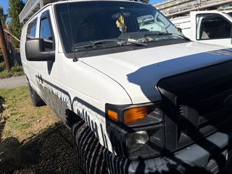 2009 Ford E-350