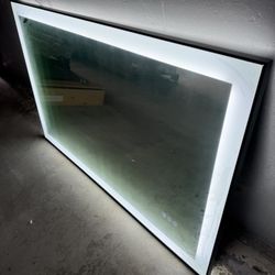 Led Mirror 48x30