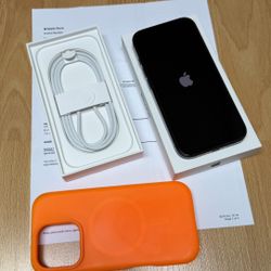 iPhone 16 Pro Black 256gb UNLOCKED with Apple Receipt Any Carrier 