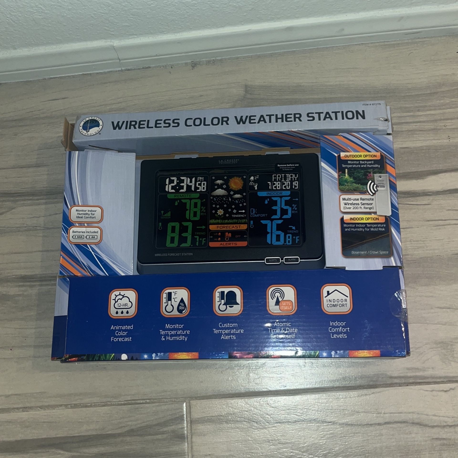 C85845 La Crosse Technology Wireless Color Weather Station NEW