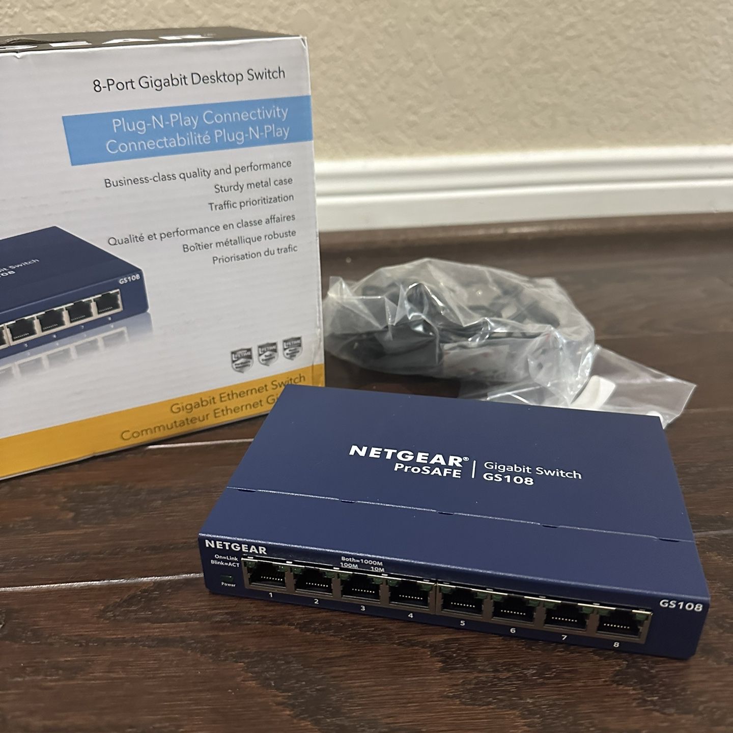 NETGEAR 8-Port Gigabit Desktop Switch