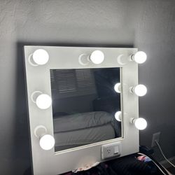 Vanity Mirror 