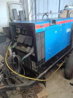 Miller pro 300 welder /generator cummins diesel