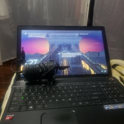 SELLING COMPUTER PERFECT CONDITION 