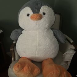 GIANT PENGUIN🐧🐧