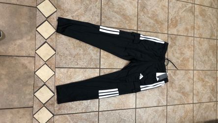 Adidas Men’s TRIO CARGO PANTS Sport Sz. M (New with tag)