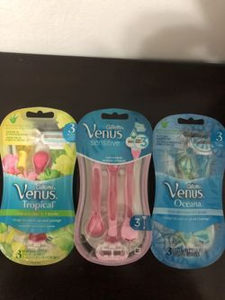 Gillette Venus 3 disposable razor $4 each