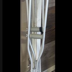 Crutches 