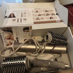 Shark flexstyle air styling and drying system