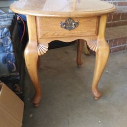 Broyhill Single Drawer round end Table