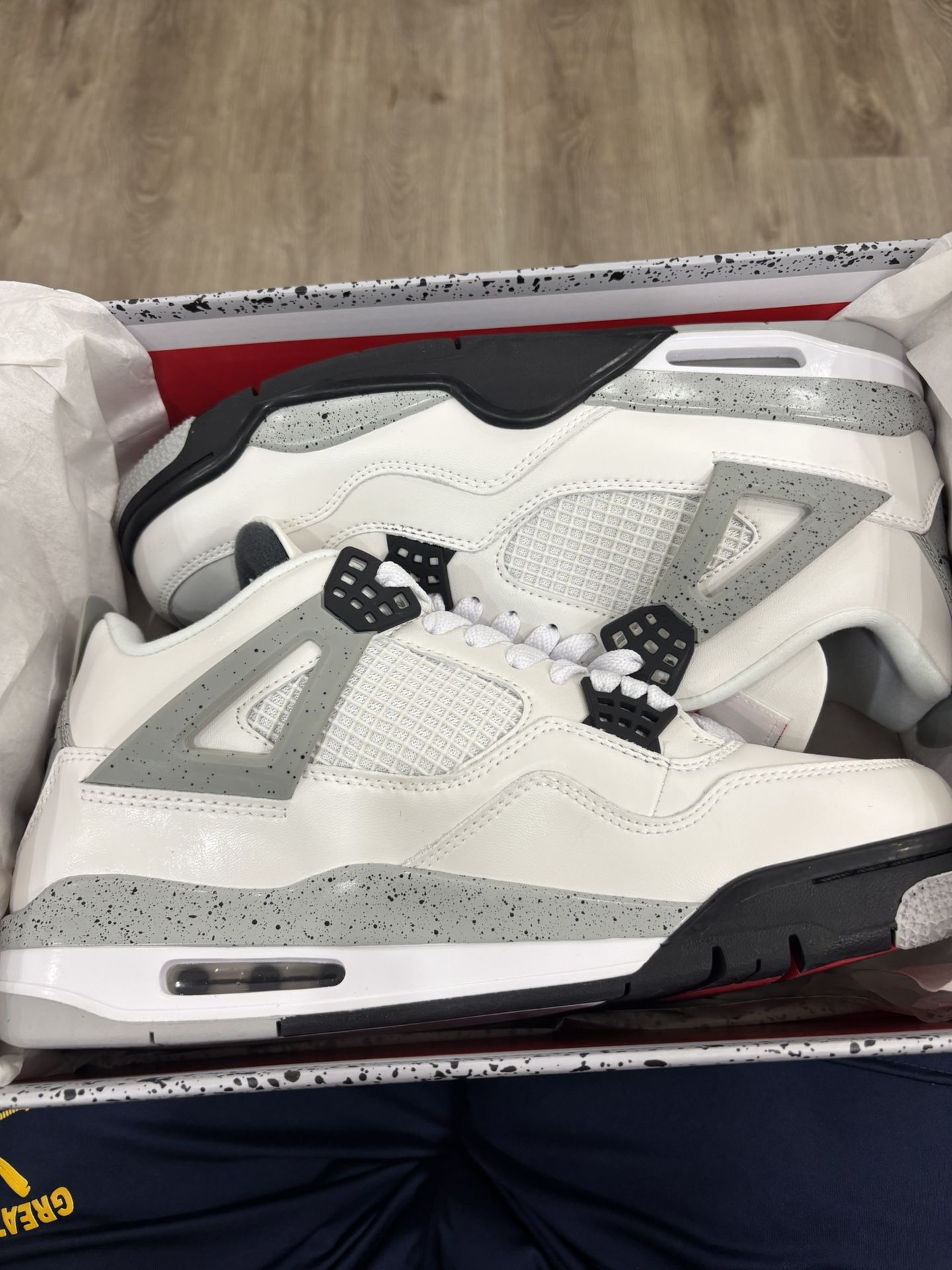 Jordan 4s Retro