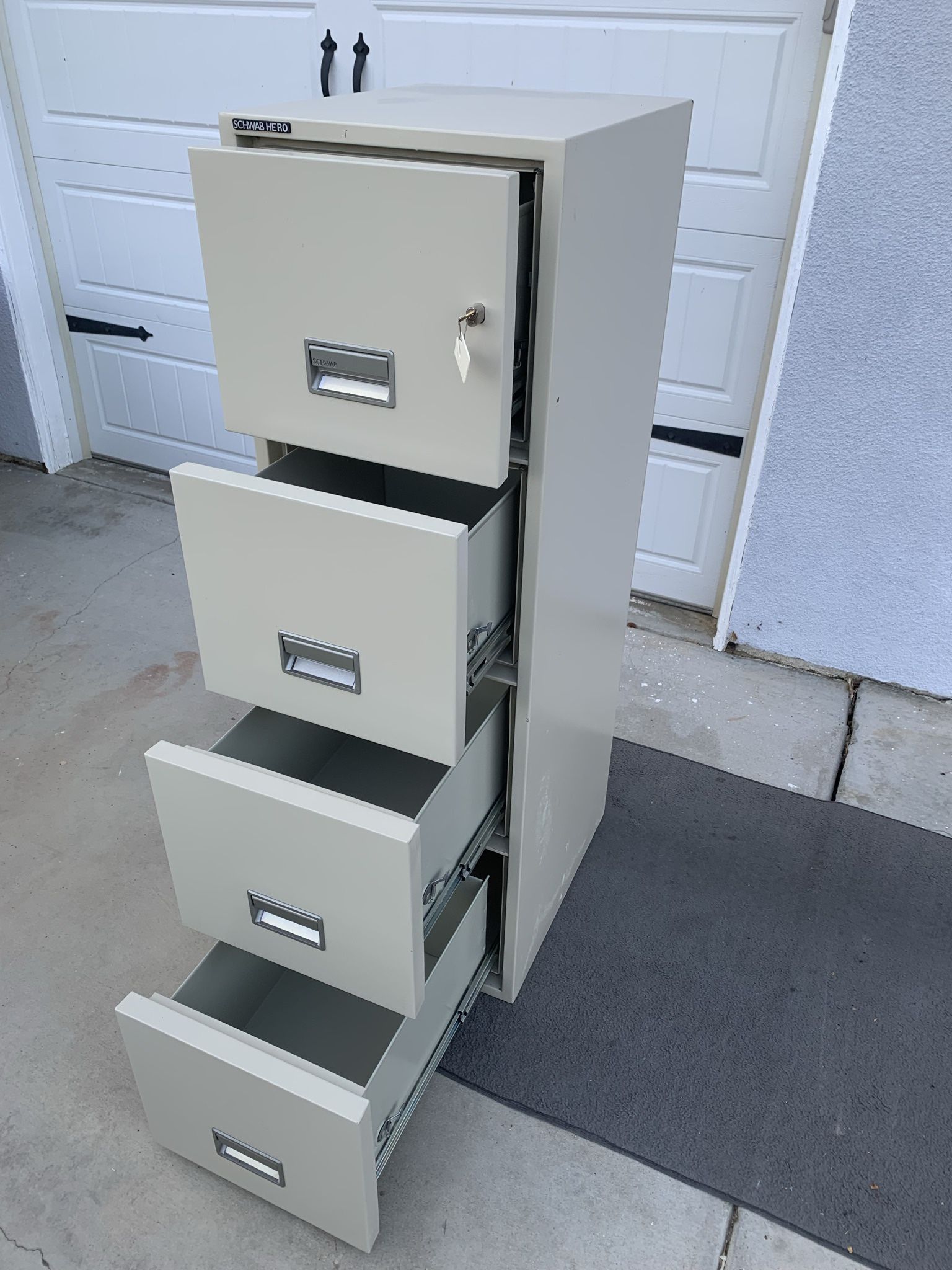 File Cabinet (Fire, 1700°F Heat, Smoke, Water Protection)