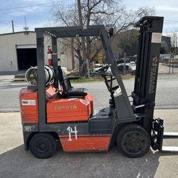 Toyota forklift 5000lb 