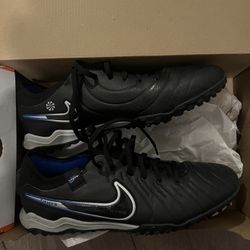Nike Turf Shoes Size 8M