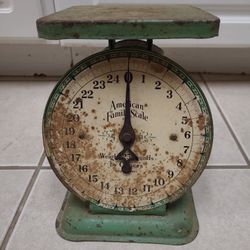Working Antique American Family 25# Kitchen Scale