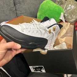Jordan 12 Taxi Size 8
