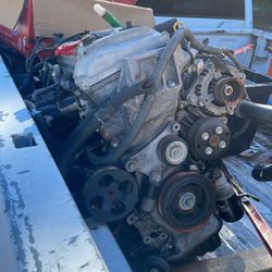2az fe 2.4 Liter Toyota Engine