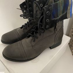 Steve Madden Boots