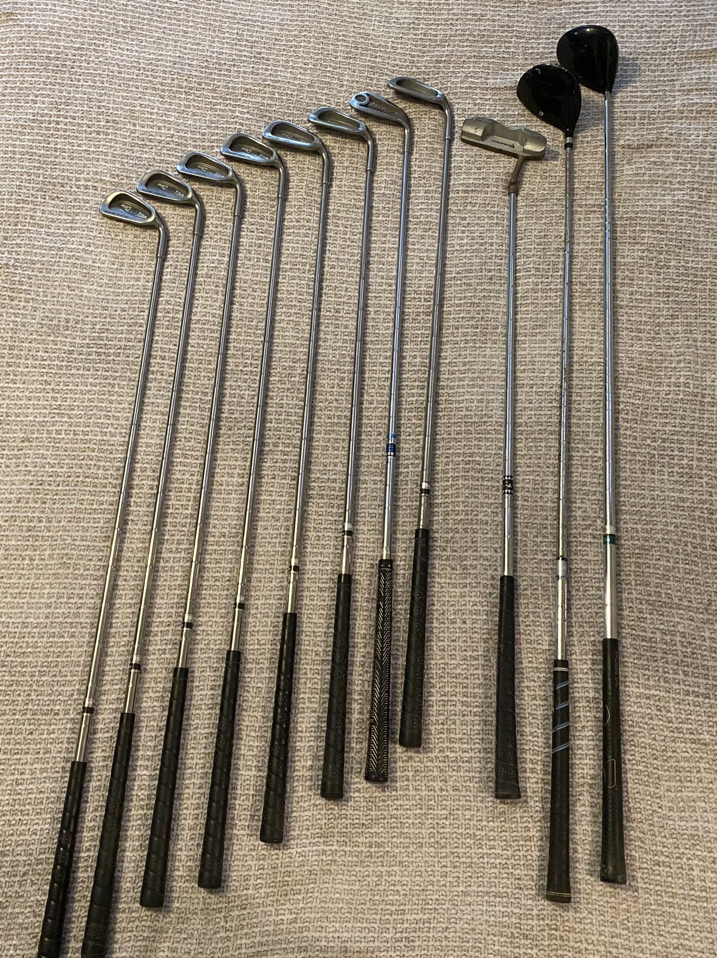 Set of Pro Tour Golf Clubs with 2Xs Bag