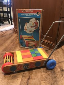 Vintage 1973 Walker Wagon