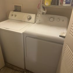 Electric Washer And Gas Dryer In Good Condition 