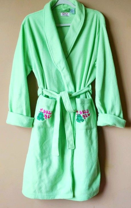 Neon Lemon Lime "kiss me frog" Women's bath robe one size pocket belt