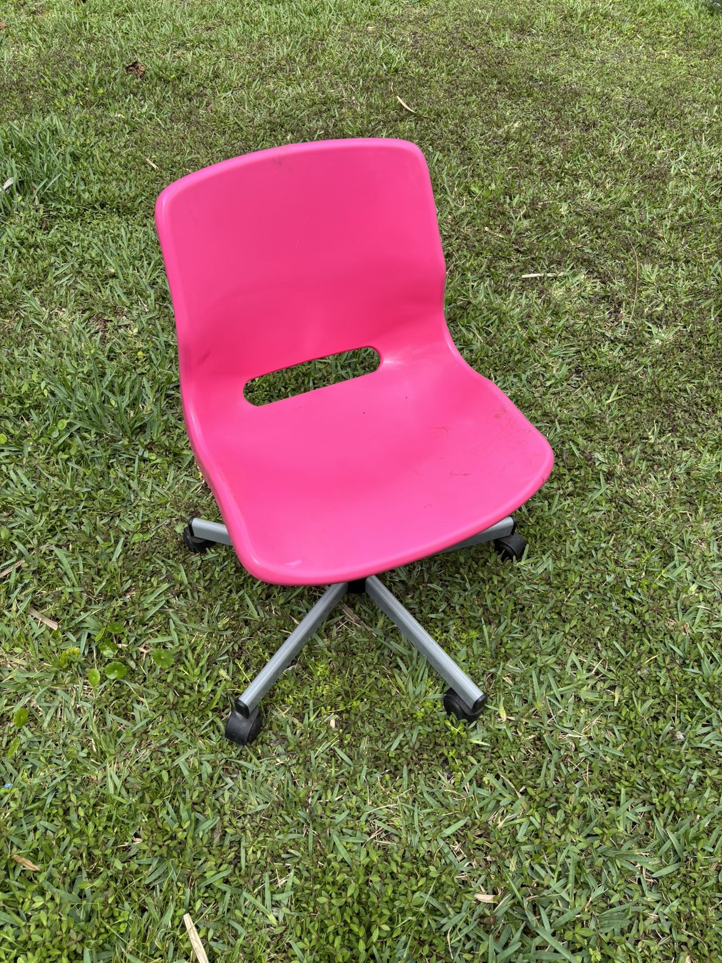 Pink Rolling Chair