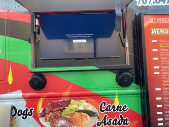 Food truck semi new